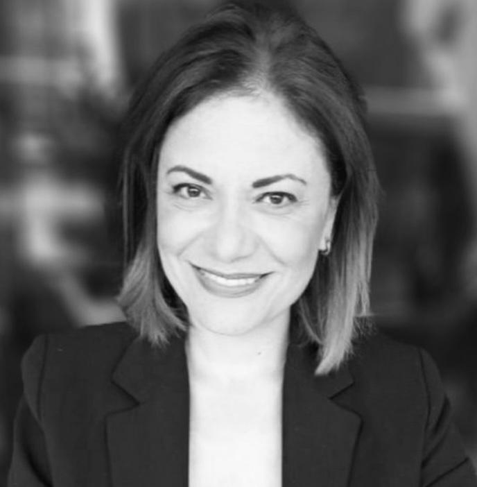 Alejandra Álvarez, Directa.